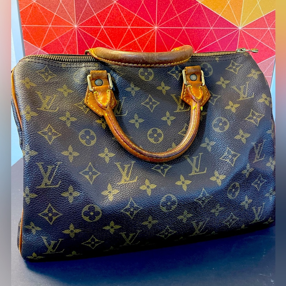 LOUIS VUITTON AUTHENTIC SPEEDY 30!